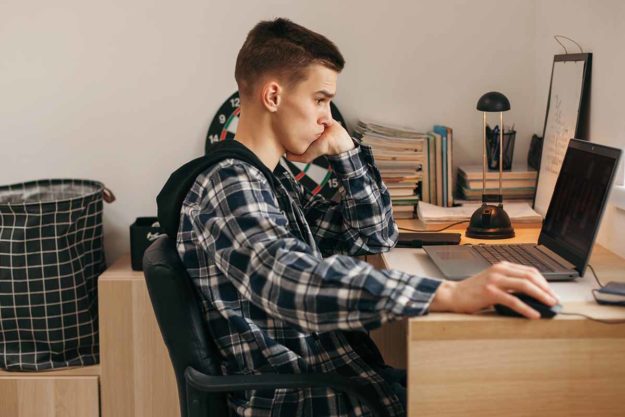 a teen struggles with the common signs of adhd