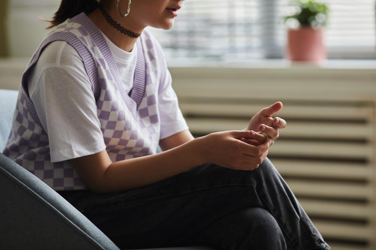 a teen enrolls in a residential drug treatment program for help getting her life back on track and breaking her addiction